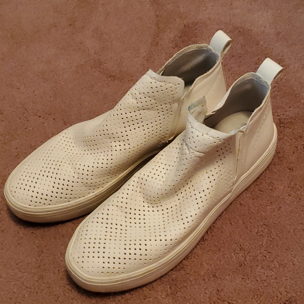 Dolce Vita leather shoes